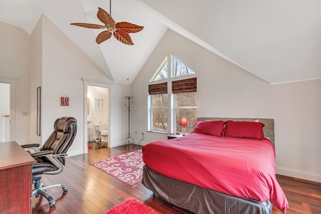 Photo of Bedroom in Malletts Bay