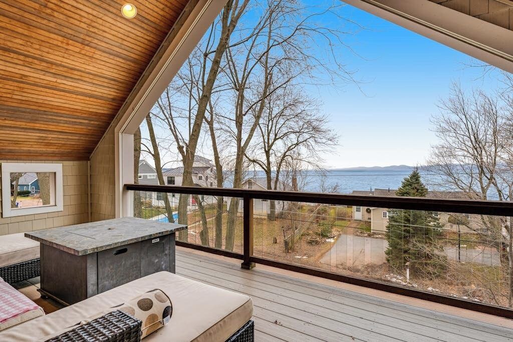 Photo of Outdoor in Malletts Bay