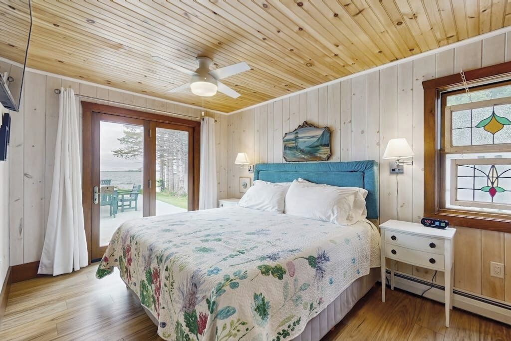 Photo of Bedroom in Isle La Motte