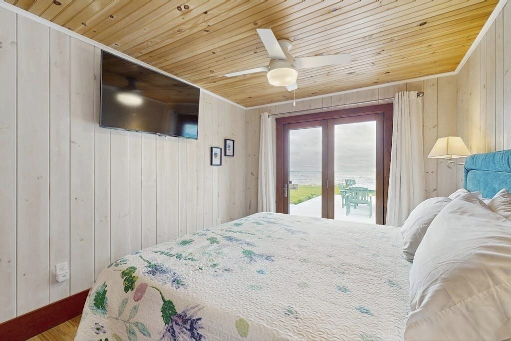 Photo of Bedroom in Isle La Motte