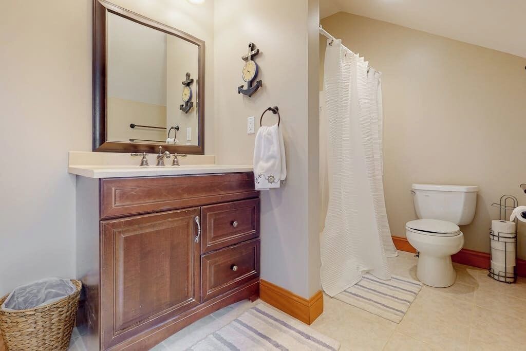 Photo of Bathroom in Malletts Bay
