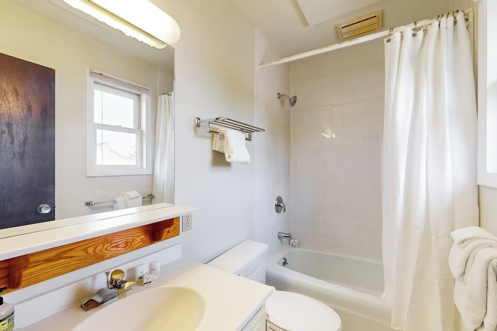 Photo of Bathroom in Jeffersonville