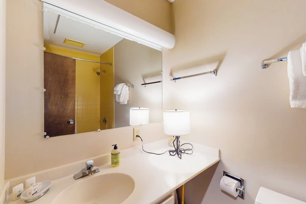Photo of Bathroom in Jeffersonville