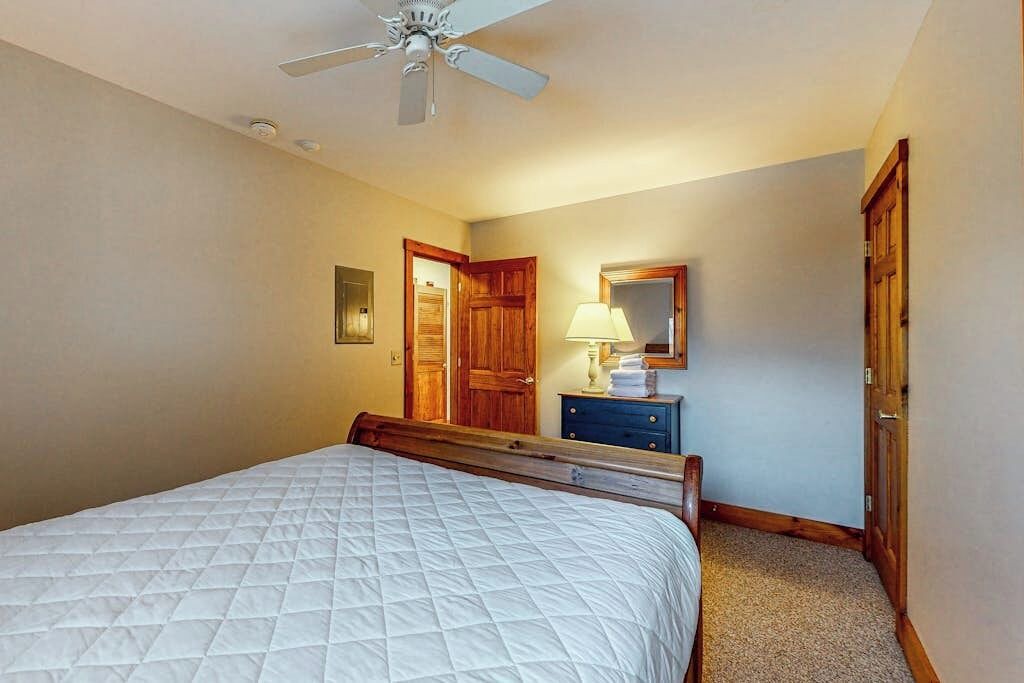 Photo of Bedroom in North Troy