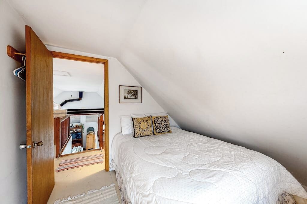 Photo of Bedroom in Isle La Motte