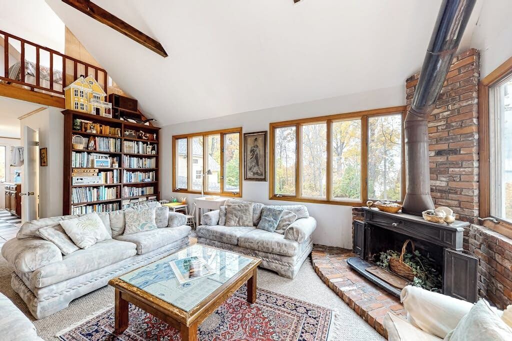 Photo of Livingroom in Isle La Motte