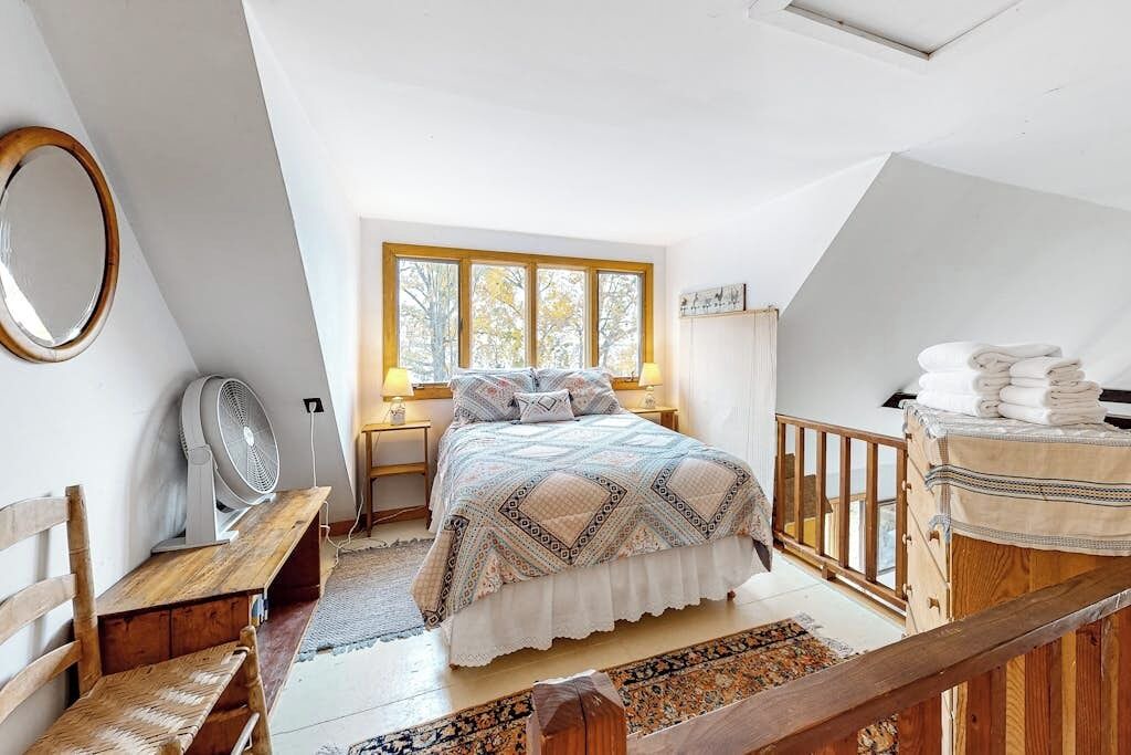 Photo of Bedroom in Isle La Motte