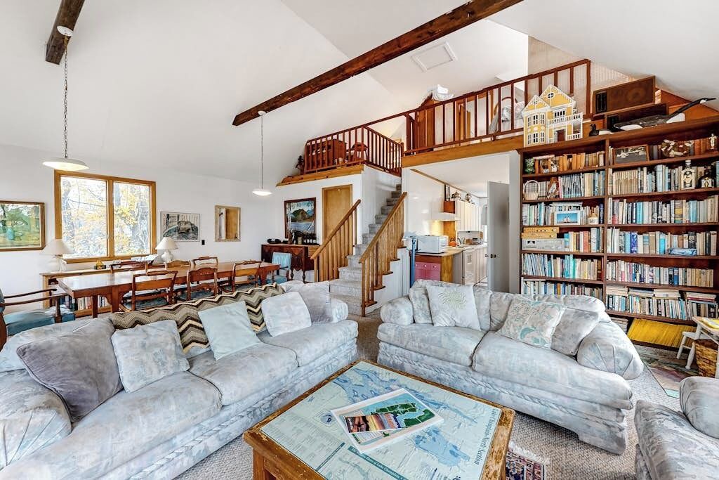 Photo of Livingroom in Isle La Motte