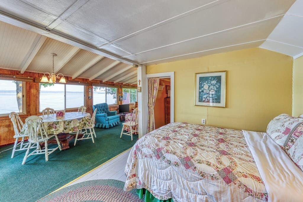 Photo of Bedroom in Grand Isle