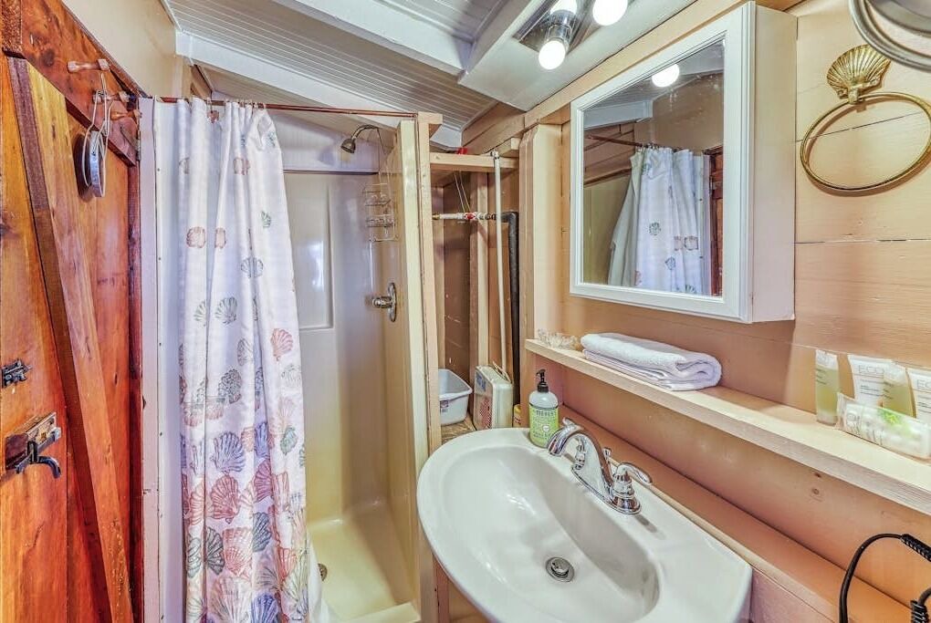 Photo of Bathroom in Grand Isle