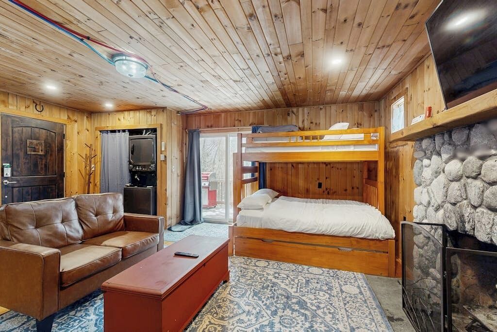 Photo of Bedroom in Wardsboro