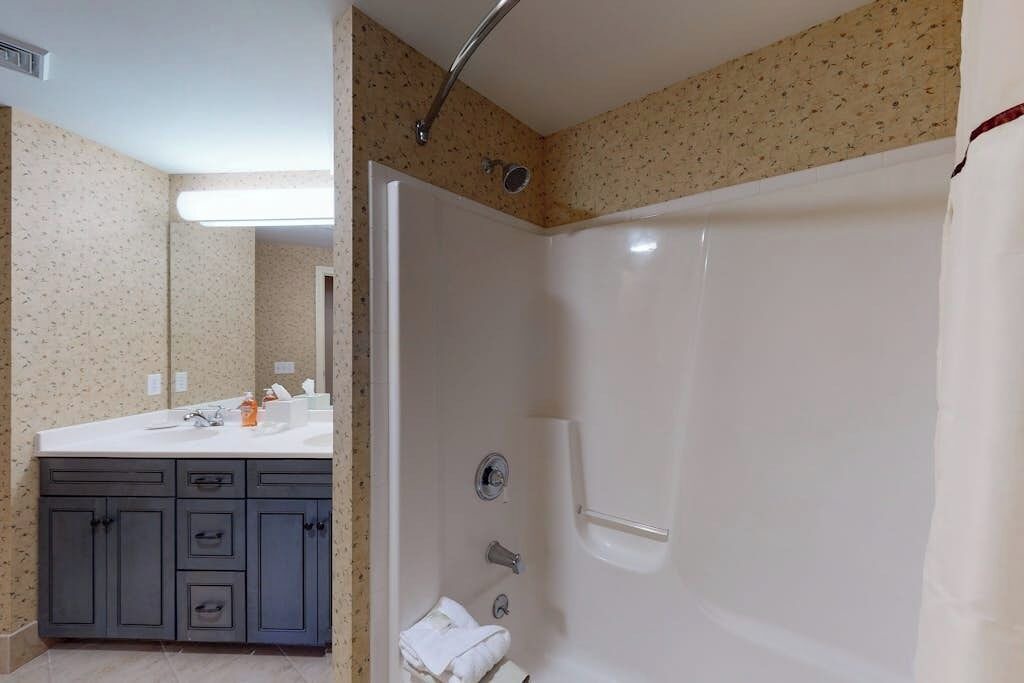 Photo of Bathroom in Jeffersonville