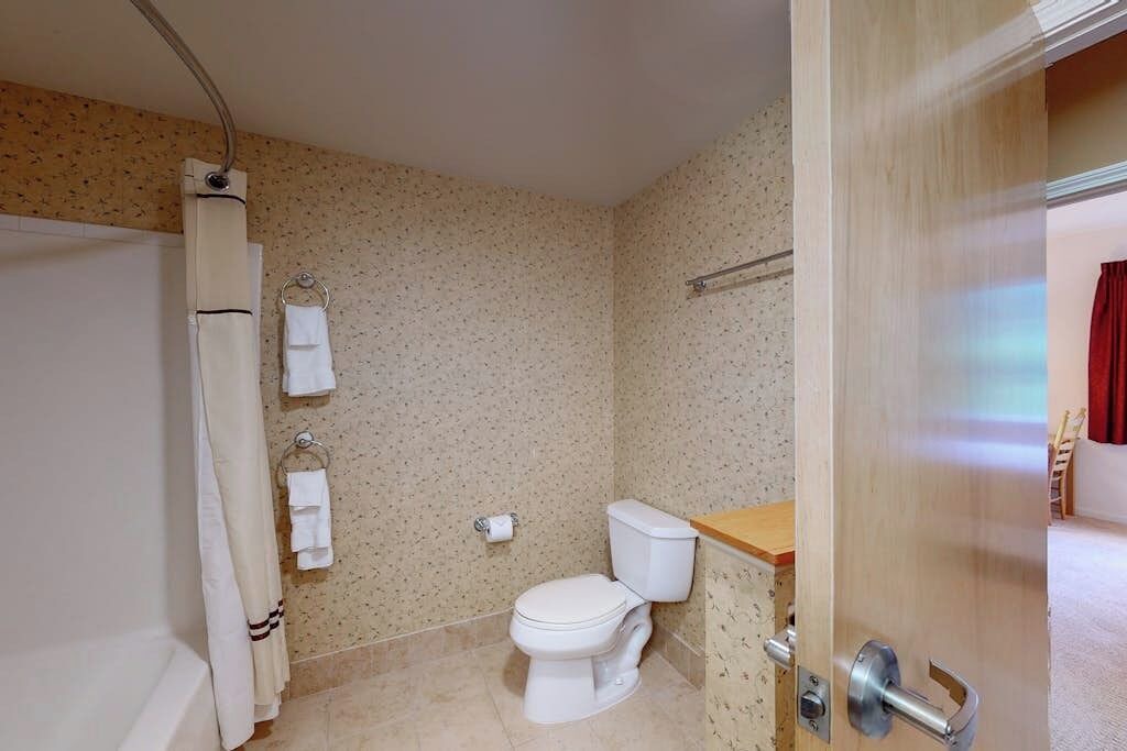 Photo of Bathroom in Jeffersonville