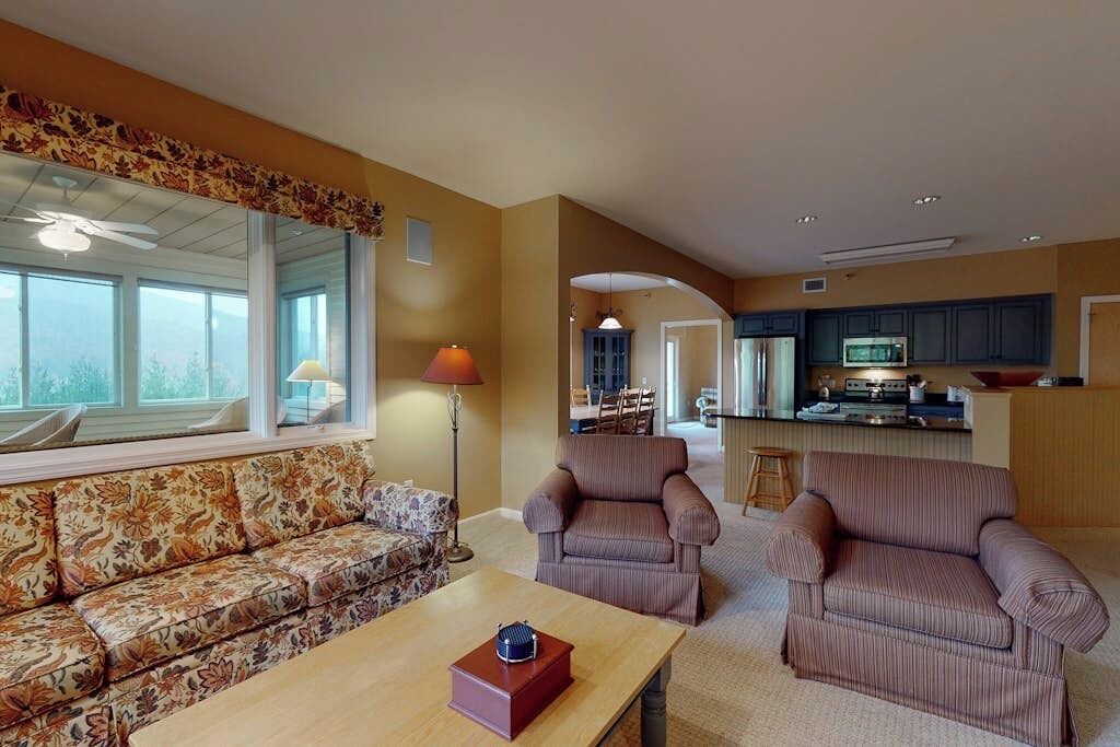 Photo of Livingroom in Jeffersonville