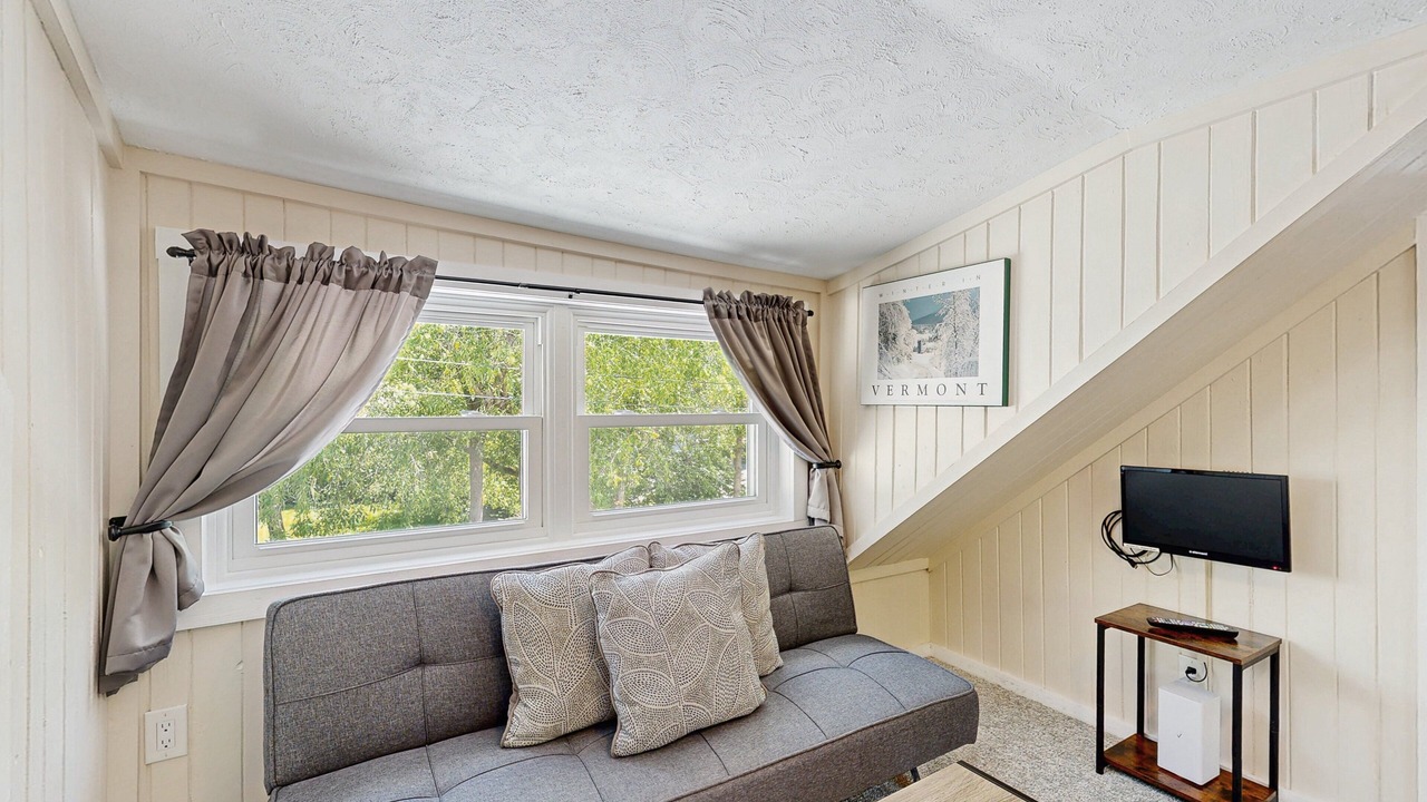 Photo of Livingroom in Montgomery Center