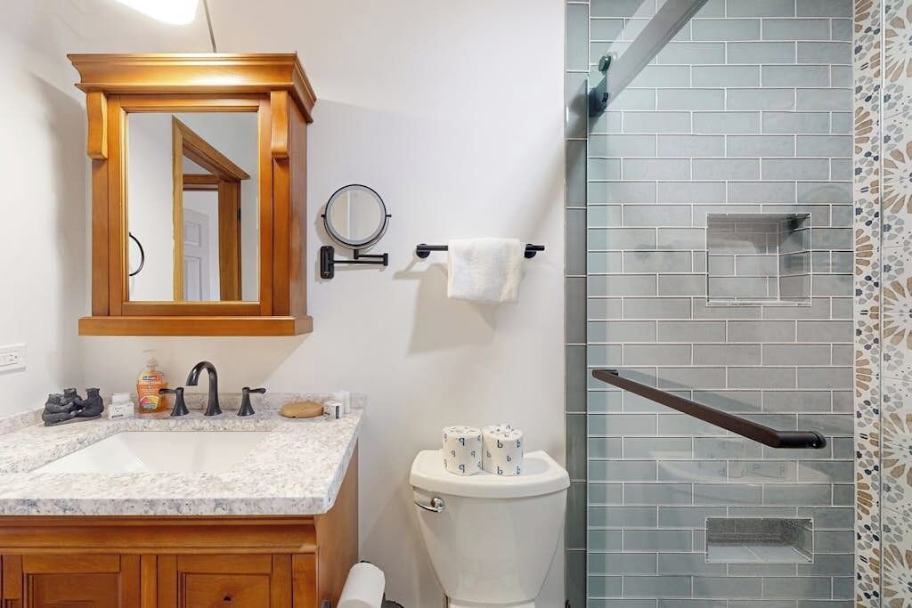 Photo of Bathroom in Mountain Acres
