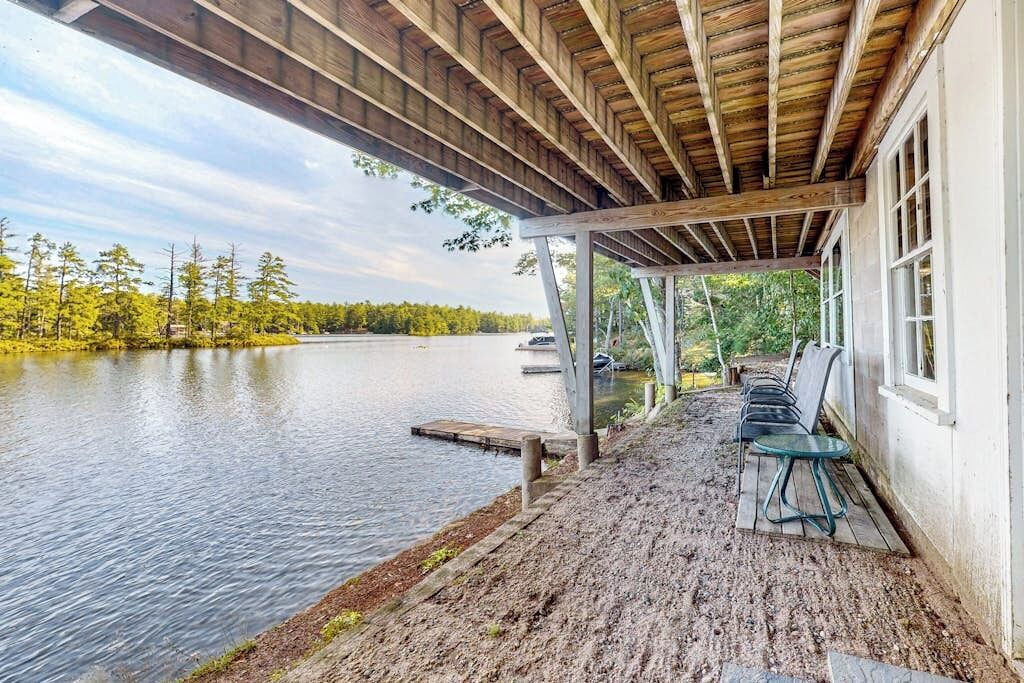 Photo of Patio Balcony in Pine River Pond