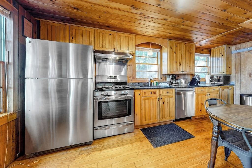 Photo of Kitchen in Pine River Pond