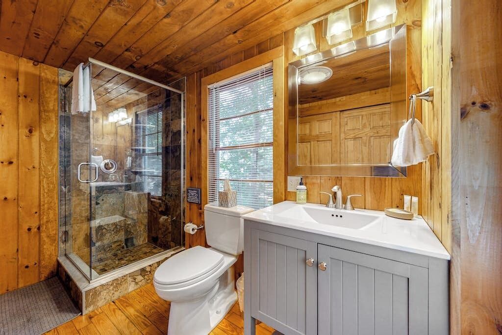 Photo of Bathroom in Pine River Pond
