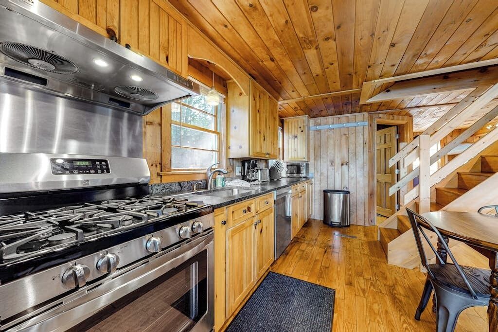 Photo of Kitchen in Pine River Pond
