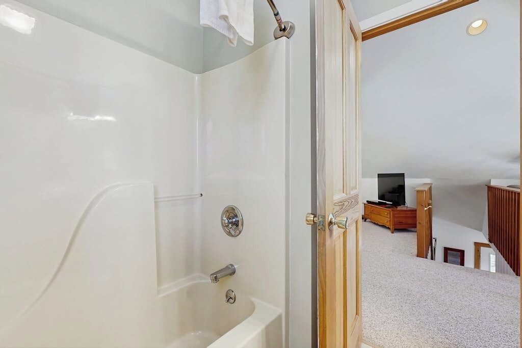 Photo of Bathroom in Eidelweiss Village