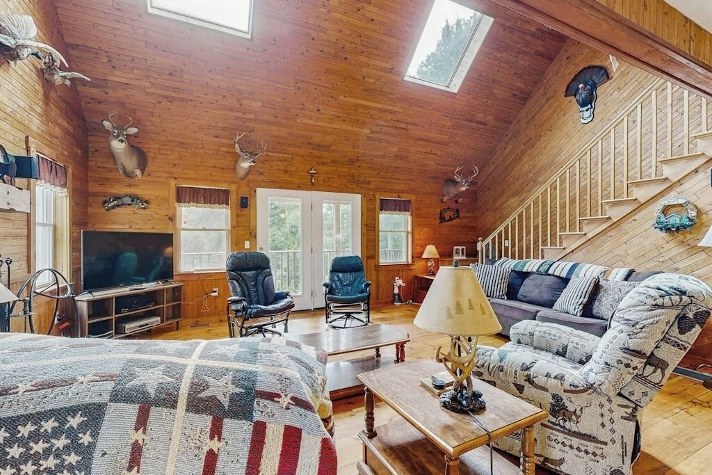 Photo of Livingroom in Jefferson