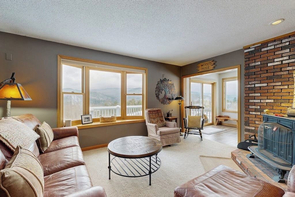 Photo of Livingroom in Thornton