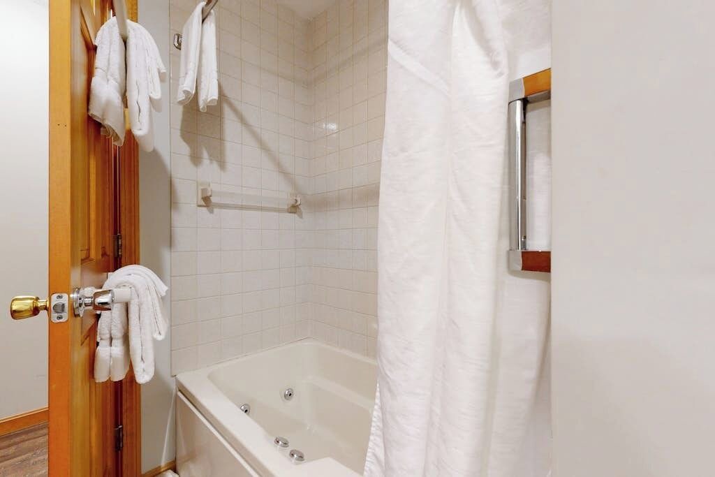 Photo of Bathroom in Thornton