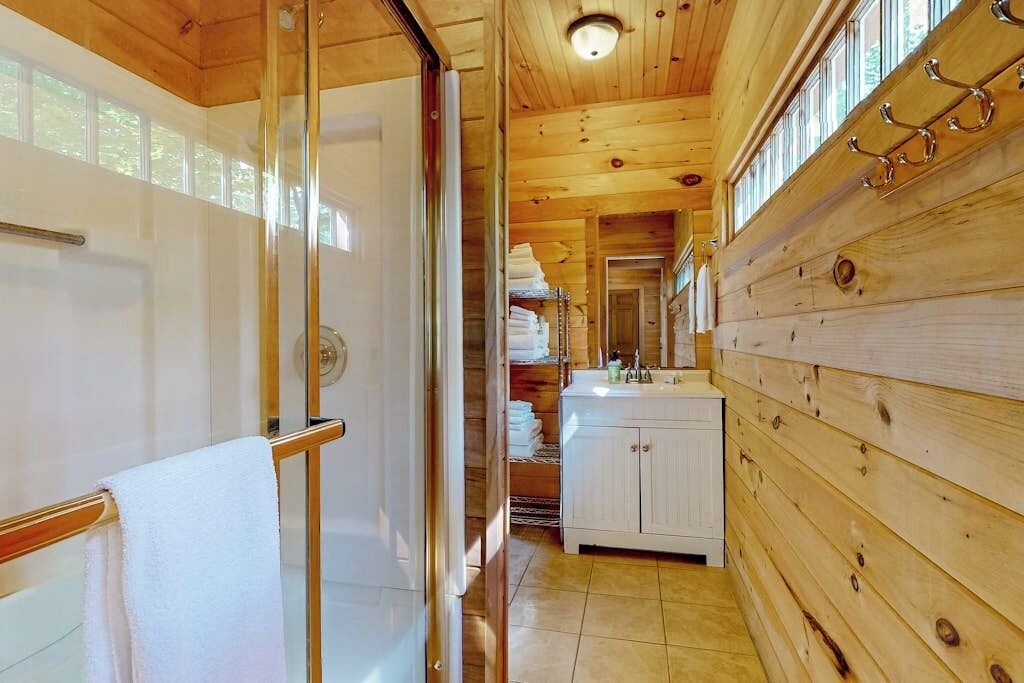 Photo of Bathroom in The Bays