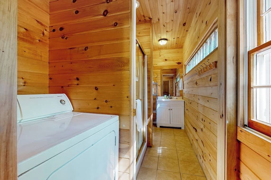Photo of Bathroom in The Bays