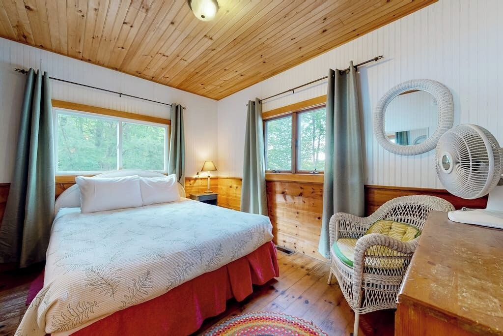 Photo of Bedroom in The Bays