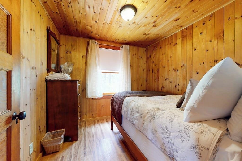 Photo of Bedroom in The Bays