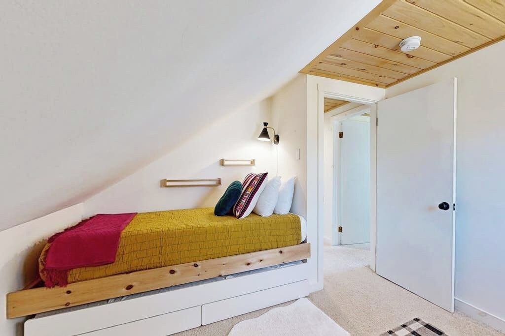 Photo of Bedroom in Thornton