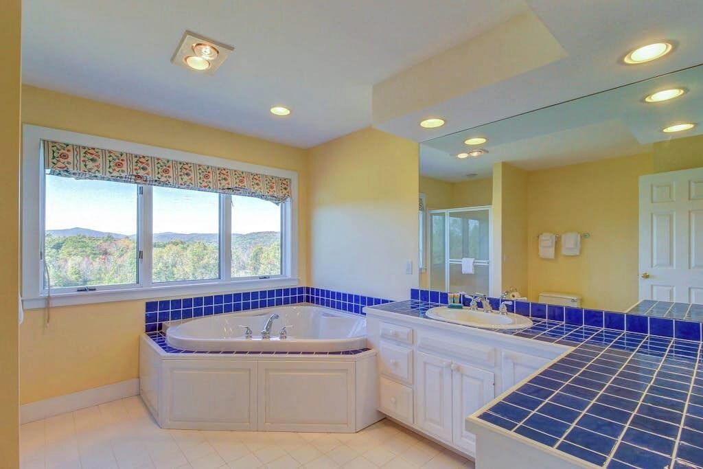 Photo of Bathroom in Brownsville