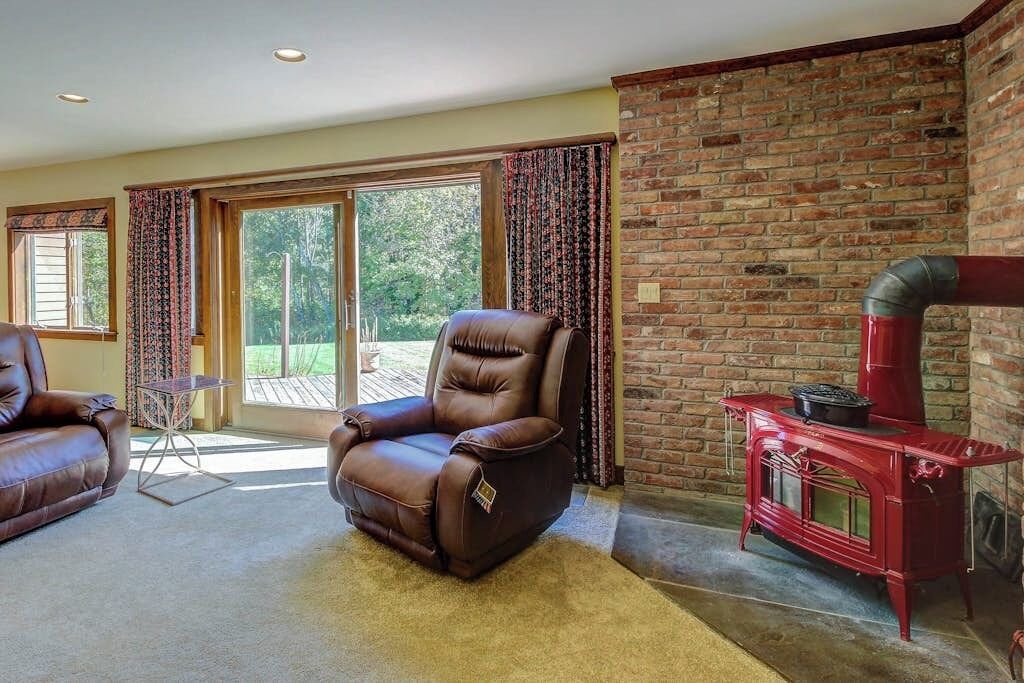 Photo of Livingroom in Brownsville