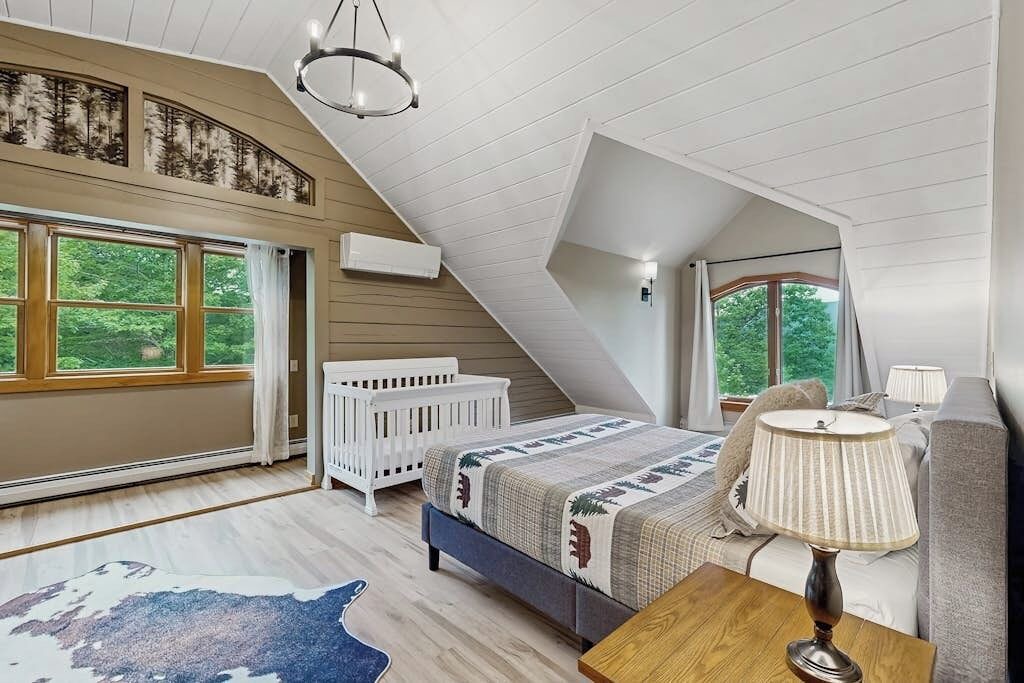 Photo of Bedroom in Silver Lake