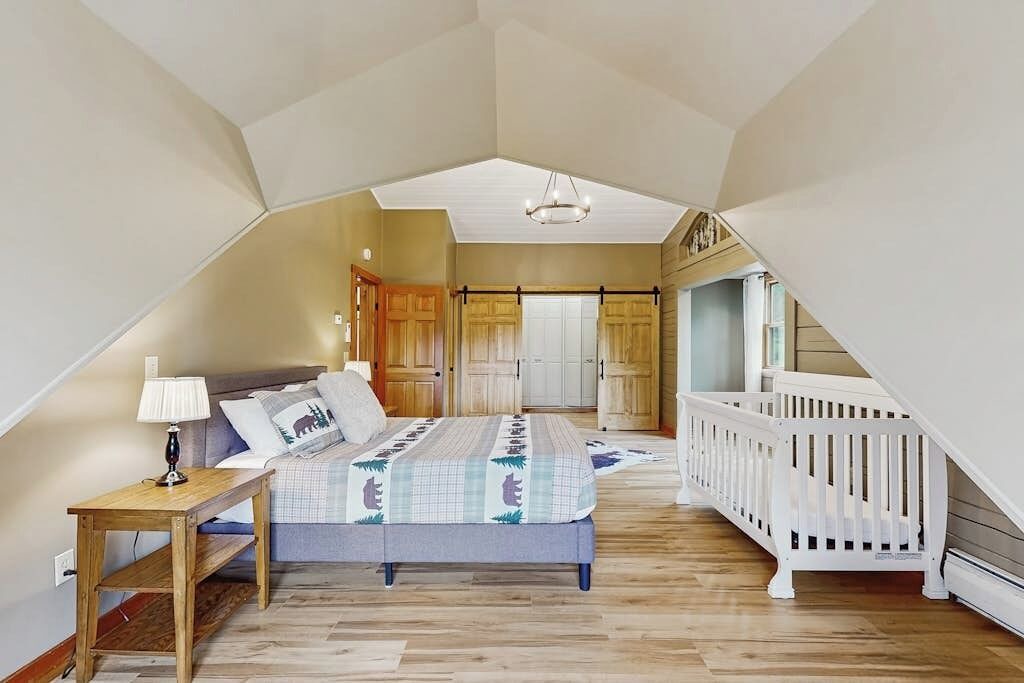 Photo of Bedroom in Silver Lake
