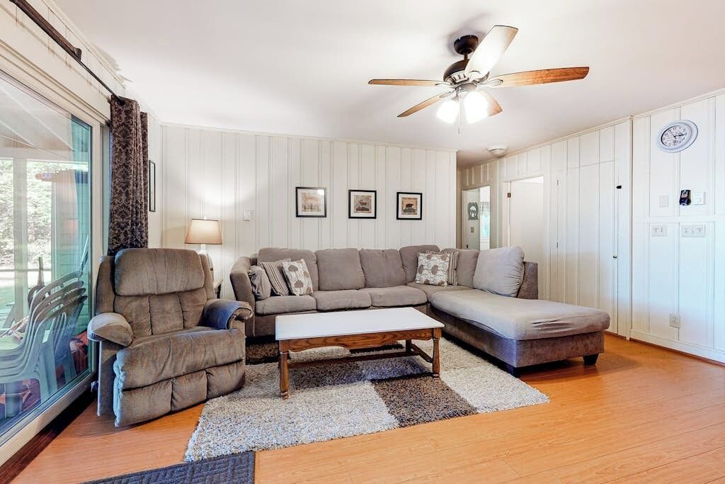 Photo of Livingroom in Madison