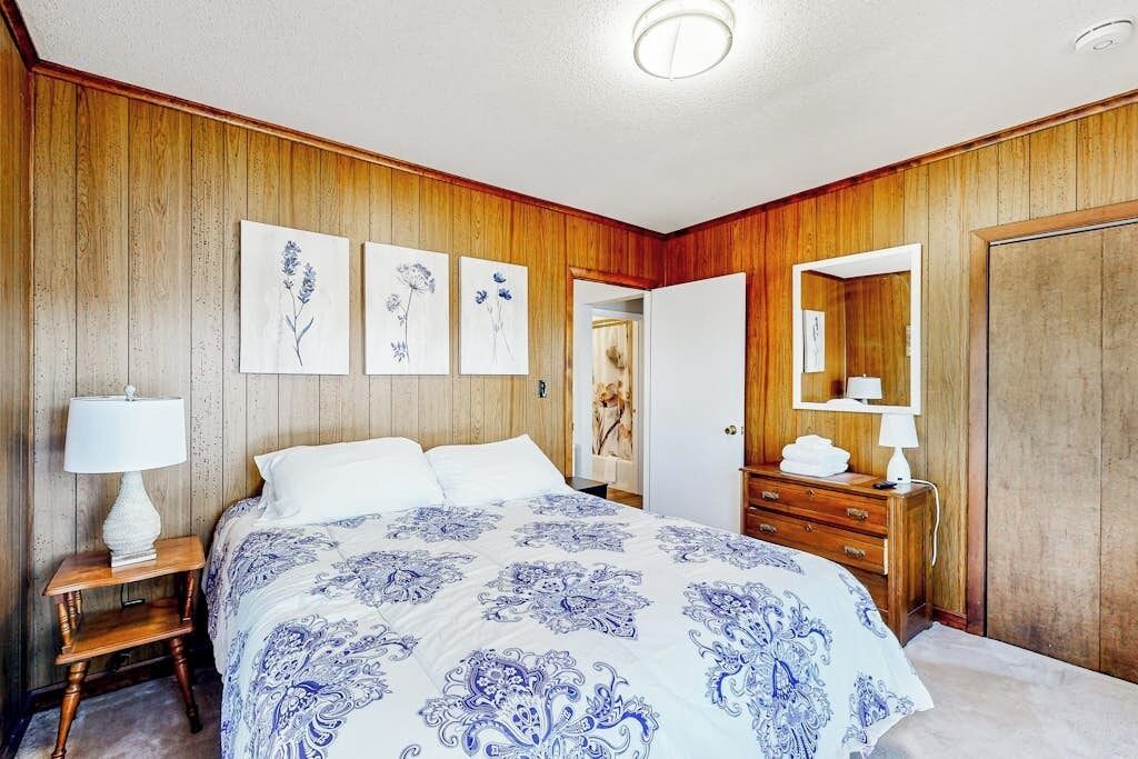 Photo of Bedroom in The Bays
