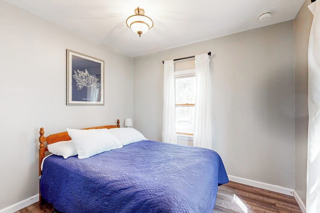 Photo of Bedroom in The Bays