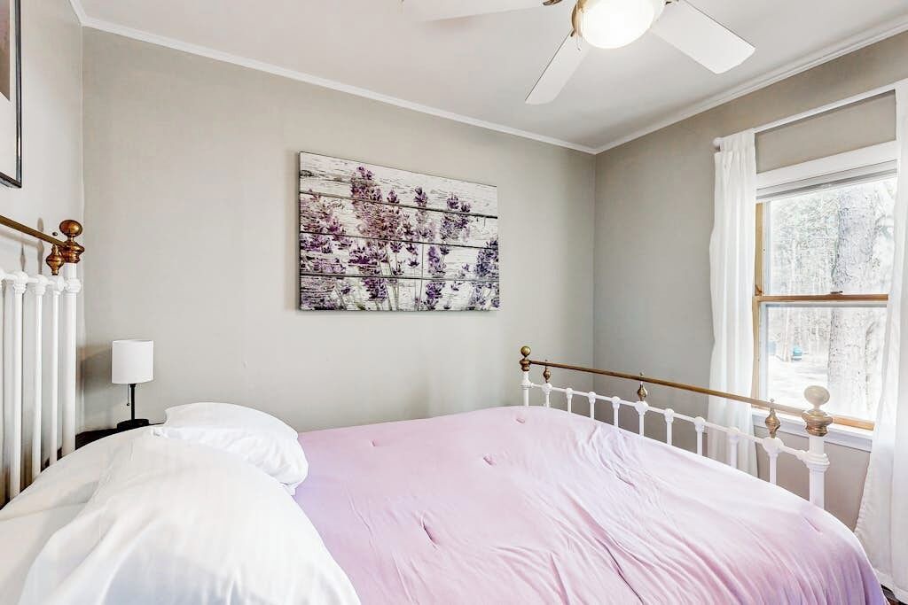 Photo of Bedroom in The Bays