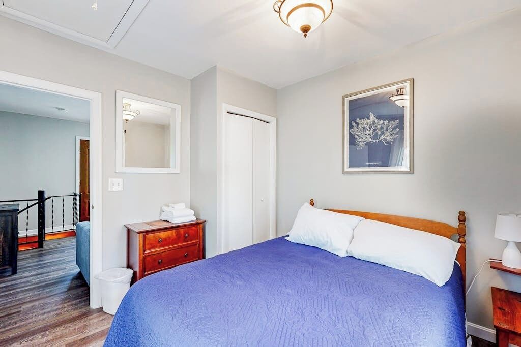Photo of Bedroom in The Bays