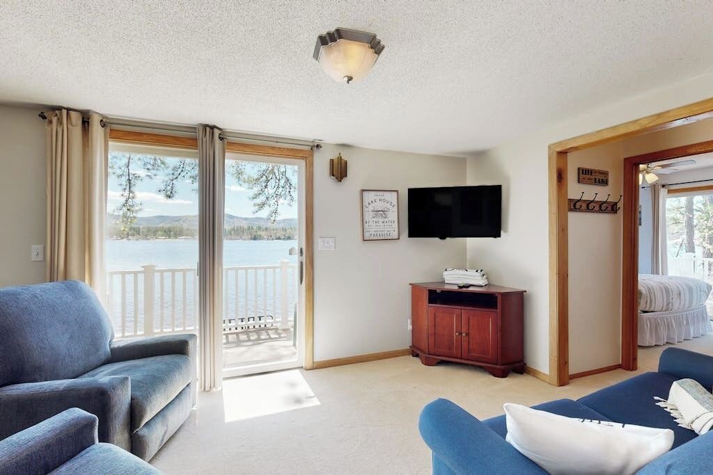 Photo of Livingroom in The Bays