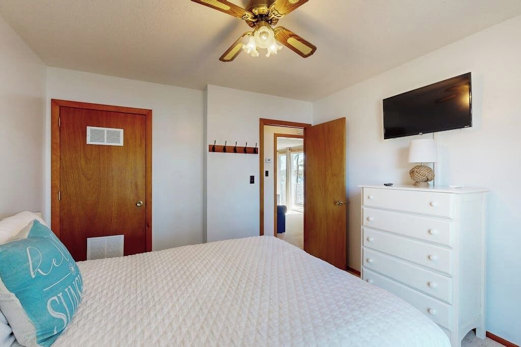 Photo of Bedroom in The Bays