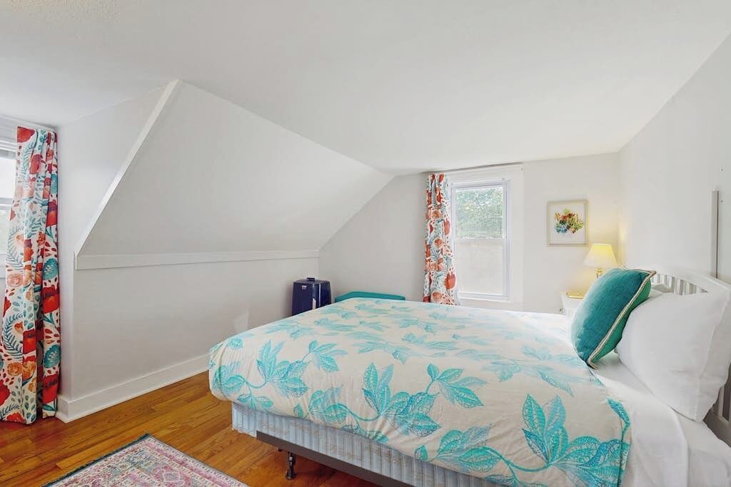 Photo of Bedroom in Wolfeboro