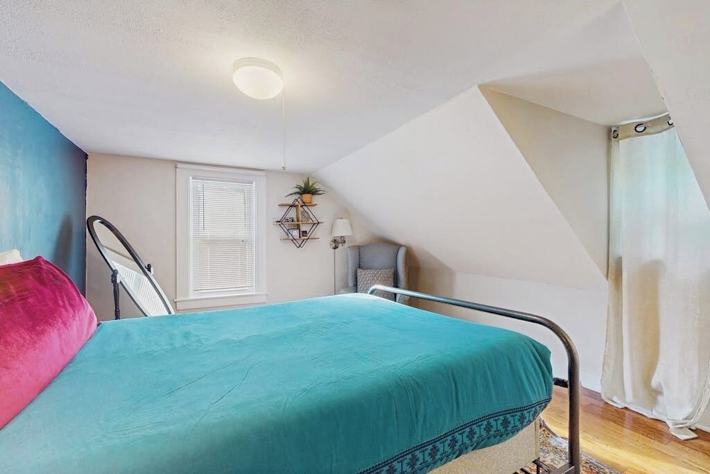 Photo of Bedroom in Wolfeboro