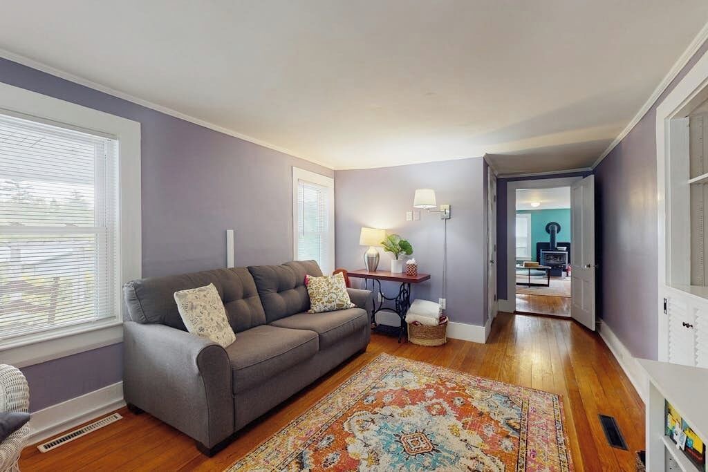 Photo of Livingroom in Wolfeboro
