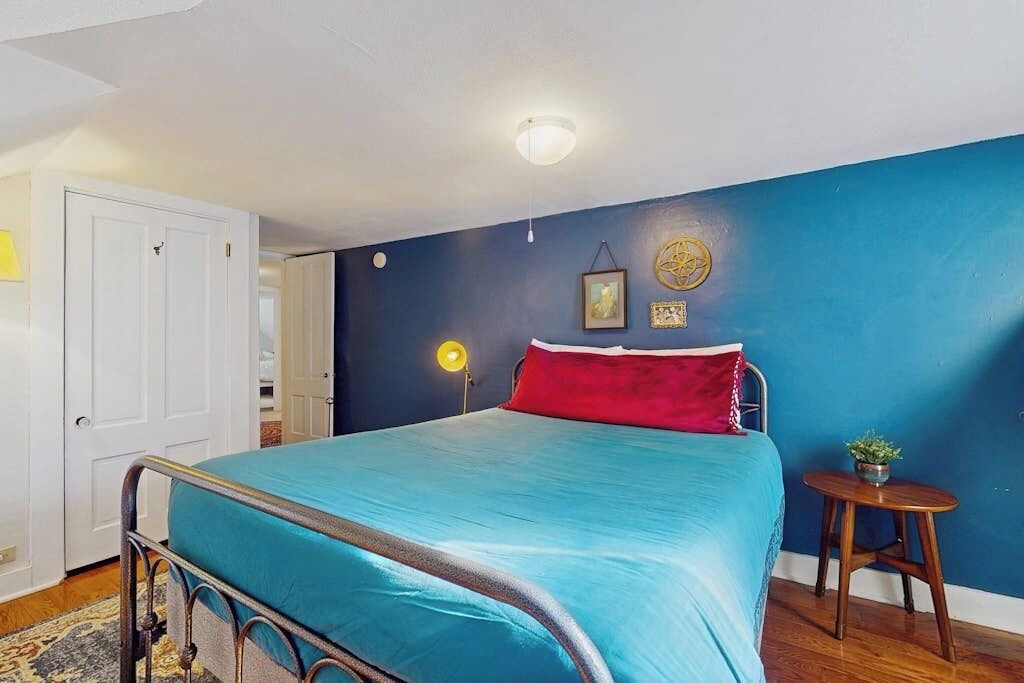 Photo of Bedroom in Wolfeboro