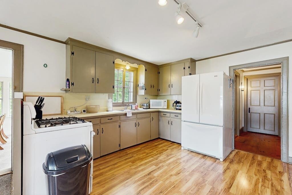 Photo of Kitchen in Chester