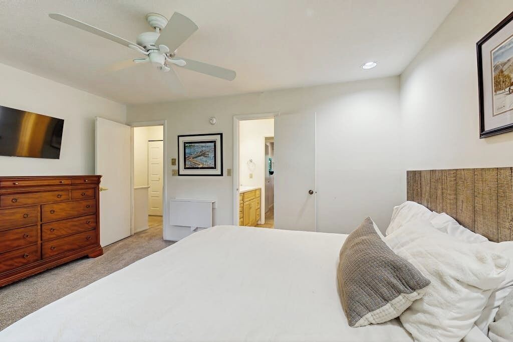 Photo of Bedroom in Waterville Valley